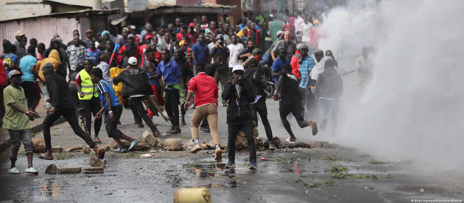 You are currently viewing <strong>Kenya Proposes Change To Laws To Restrict Protests</strong>